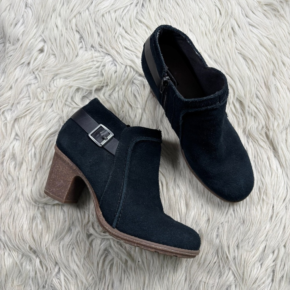 $110 Clarks Women's 8.5‎ Black Suede Sashlin Ester Ankle Leather Boot Cowgirl
